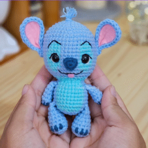 Stitch em Amigurumi 12cm (peça pronta)